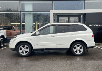 Подержанный автомобиль SsangYong Kyron 2012 года (8 фото)