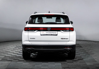 Подержанный автомобиль Changan CS35PLUS 2023 года (6 фото)