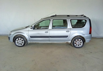 Подержанный автомобиль LADA (ВАЗ) Largus Wagon 2012 года (7 фото)