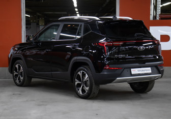 Подержанный автомобиль Москвич 3 2023 года (7 фото)