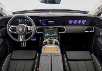 Новый Hongqi E-HS9 2023 (4 фото)