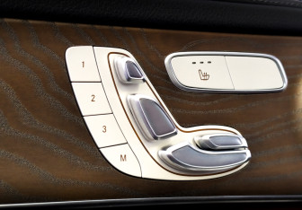 Подержанный автомобиль Mercedes-Benz GLC Coupe 2017 года (20 фото)