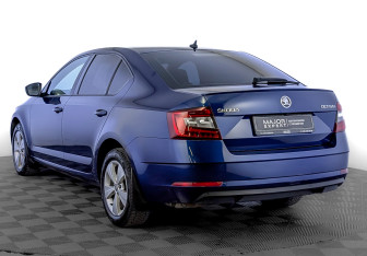Подержанный автомобиль Skoda Octavia Liftback 2017 года (7 фото)