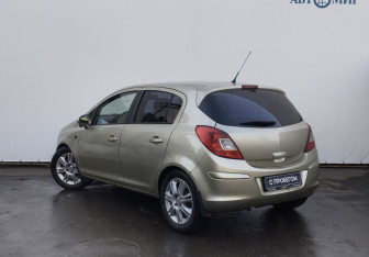 Подержанный автомобиль Opel Corsa 2008 года (6 фото)