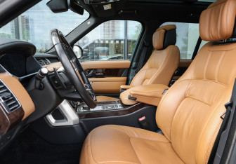 Подержанный автомобиль Land Rover Range Rover 2018 года (16 фото)