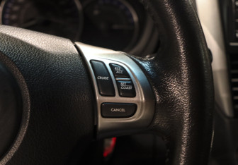 Подержанный автомобиль Subaru Forester Suv 2012 года (16 фото)