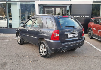 Подержанный автомобиль Kia Sportage 2010 года (7 фото)
