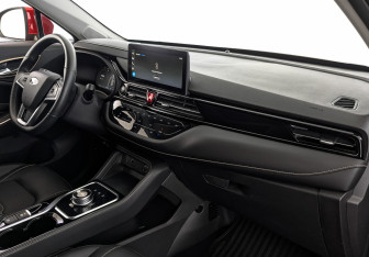 Подержанный автомобиль Москвич 3е 2023 года (13 фото)