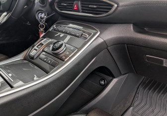 Подержанный автомобиль Hyundai Santa Fe 2021 года (24 фото)