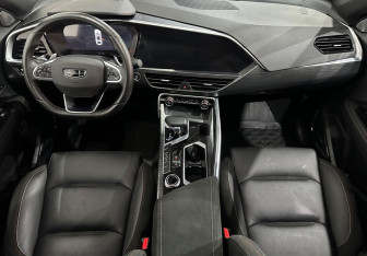 Подержанный автомобиль Geely Tugella 2023 года (9 фото)