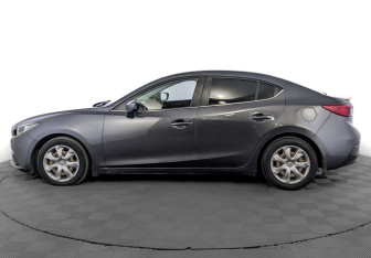 Подержанный автомобиль Mazda 3 Sedan 2014 года (8 фото)