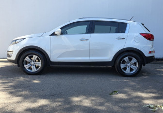 Подержанный автомобиль Kia Sportage 2014 года (8 фото)