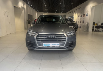 Подержанный автомобиль Audi Q5 2018 года (2 фото)