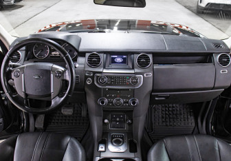 Подержанный автомобиль Land Rover Discovery 2014 года (14 фото)