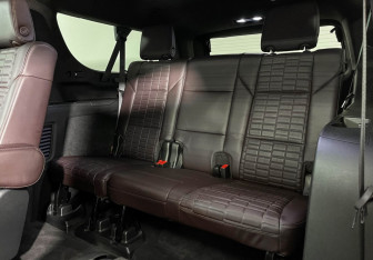 Подержанный автомобиль Cadillac Escalade Suv 2022 года (29 фото)