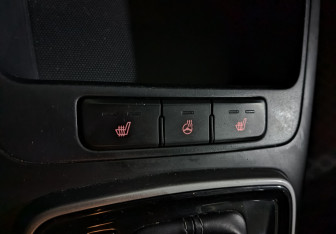 Подержанный автомобиль Kia Rio Hatchback 2019 года (25 фото)