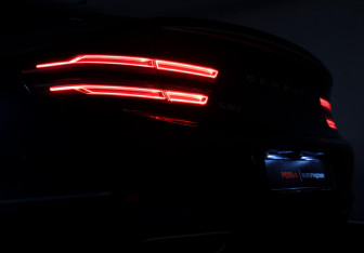 Подержанный автомобиль Genesis G80 2021 года (33 фото)