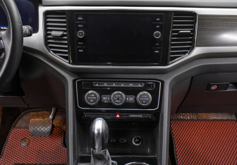 Подержанный автомобиль Volkswagen Teramont 2018 года (16 фото)