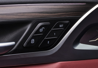 Подержанный автомобиль BMW X3 2021 года (20 фото)