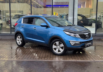 Подержанный автомобиль Kia Sportage 2010 года (3 фото)