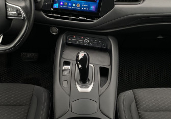 Подержанный автомобиль Haval F7 2022 года (14 фото)