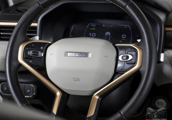 Подержанный автомобиль Haval Jolion 2023 года (13 фото)