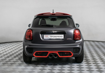 Подержанный автомобиль MINI Hatch 2020 года (6 фото)