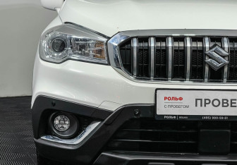 Подержанный автомобиль Suzuki SX4 Hatchback 2021 года (16 фото)