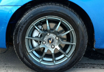 Подержанный автомобиль Kia Cerato Hatchback 2006 года (9 фото)