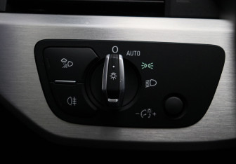 Подержанный автомобиль Audi A5 Liftback 2018 года (29 фото)