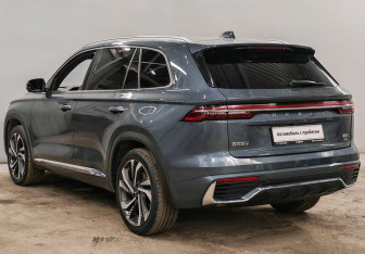 Подержанный автомобиль Geely Monjaro 2023 года (7 фото)