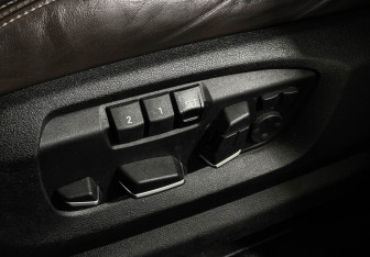 Подержанный автомобиль BMW X5 2018 года (16 фото)