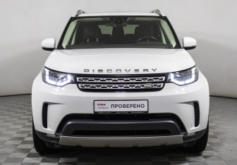 Подержанный автомобиль Land Rover Discovery 2018 года (2 фото)
