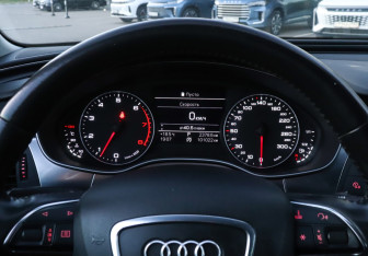 Подержанный автомобиль Audi A6 Sedan 2013 года (11 фото)