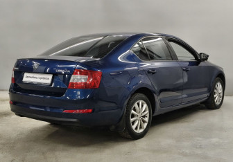 Подержанный автомобиль Skoda Octavia Liftback 2014 года (5 фото)