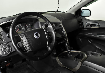 Подержанный автомобиль SsangYong Kyron 2014 года (11 фото)