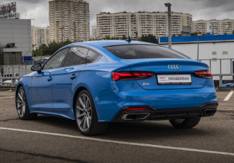 Подержанный автомобиль Audi A5 Liftback 2020 года (9 фото)