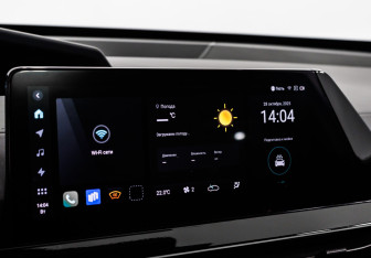 Подержанный автомобиль Changan UNI-V 2023 года (22 фото)