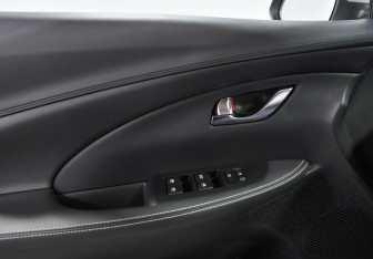 Подержанный автомобиль Changan Alsvin 2023 года (14 фото)