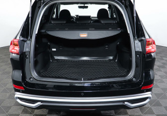 Подержанный автомобиль Haval M6 2023 года (23 фото)