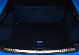 Подержанный автомобиль Audi RS Q3 Sportback 2020 года (33 фото)