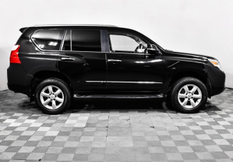 Подержанный автомобиль Lexus GX 2011 года (4 фото)