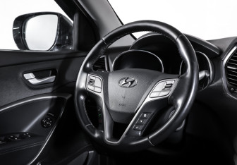 Подержанный автомобиль Hyundai Santa Fe 2014 года (13 фото)