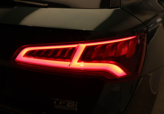 Подержанный автомобиль Audi Q5 2017 года (24 фото)