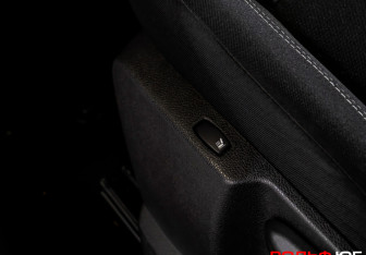 Подержанный автомобиль Renault Kaptur 2016 года (18 фото)