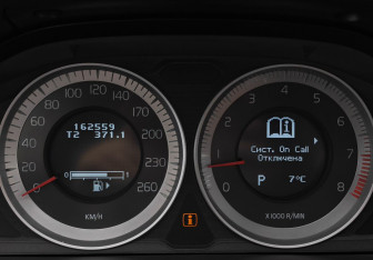 Подержанный автомобиль Volvo S60 2011 года (16 фото)