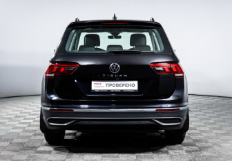 Подержанный автомобиль Volkswagen Tiguan 2020 года (6 фото)