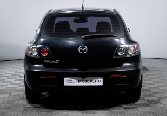 Подержанный автомобиль Mazda 3 Hatchback 2007 года (6 фото)