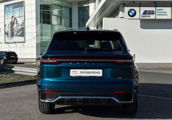 Подержанный автомобиль Geely Monjaro 2023 года (6 фото)
