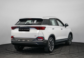 Подержанный автомобиль FAW Bestune T77 2022 года (3 фото)